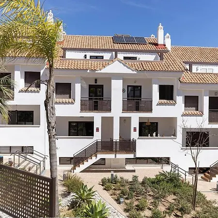 Stunning Modern Townhouse In Riviera Del Sol Apartment Malaga