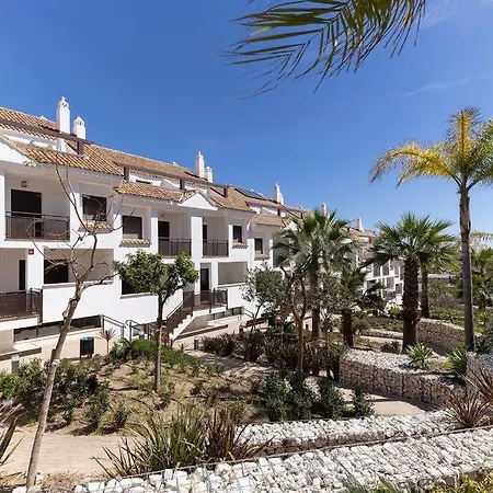Stunning Modern Townhouse In Riviera Del Sol Apartment