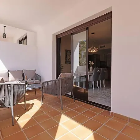 Stunning Modern Townhouse In Riviera Del Sol Malaga